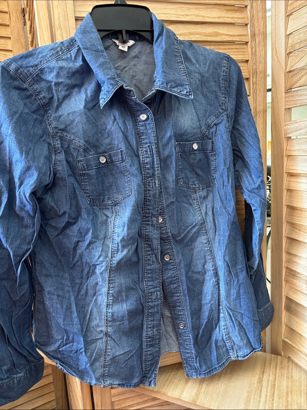 Guess Lightweight Denim Shirt Medium